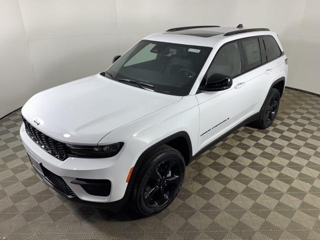 new 2025 Jeep Grand Cherokee car, priced at $43,080