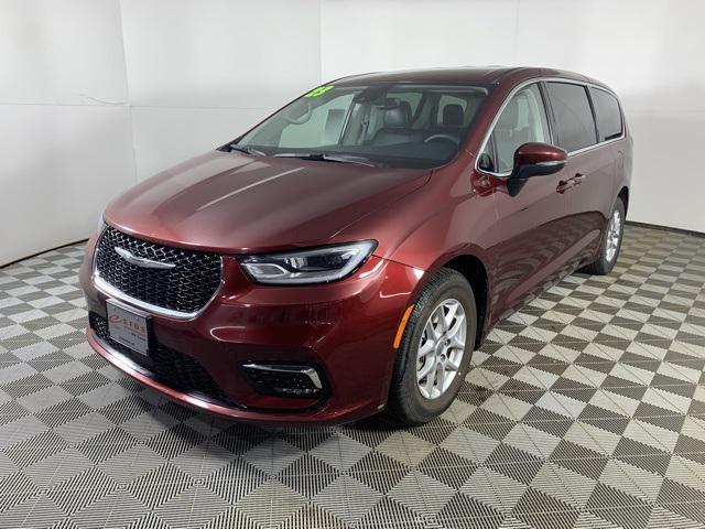 used 2023 Chrysler Pacifica car, priced at $24,500