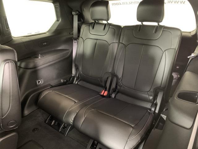 new 2025 Jeep Grand Cherokee L car, priced at $46,897