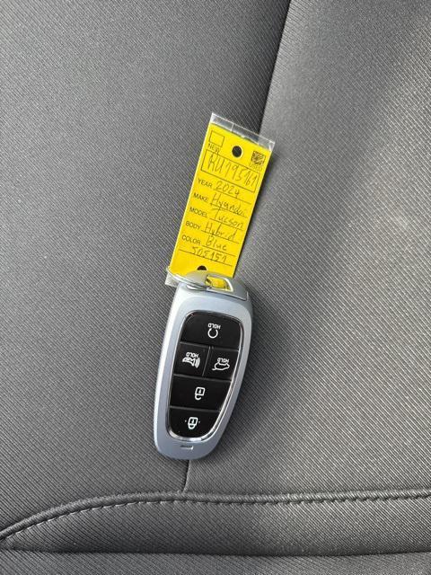 used 2024 Hyundai TUCSON Hybrid car, priced at $27,500