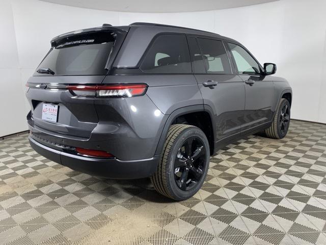 new 2025 Jeep Grand Cherokee car, priced at $43,675