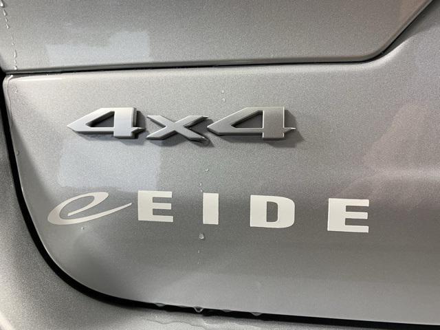 new 2025 Jeep Grand Cherokee car, priced at $48,109