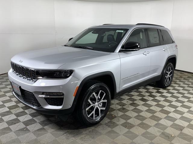 new 2025 Jeep Grand Cherokee car, priced at $48,109