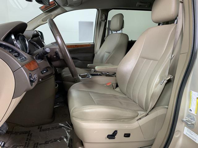 used 2013 Chrysler Town & Country car, priced at $4,000