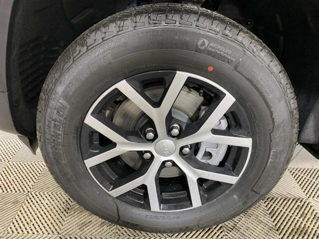 new 2025 Jeep Grand Cherokee L car, priced at $43,966