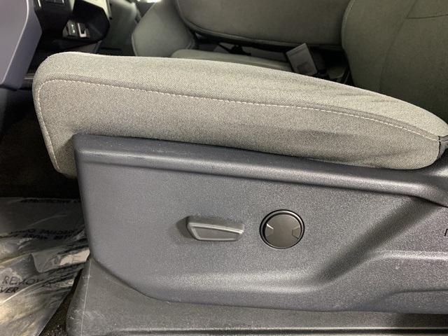 used 2023 Ford F-150 car, priced at $32,000