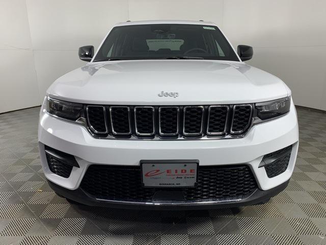 new 2025 Jeep Grand Cherokee car, priced at $38,875