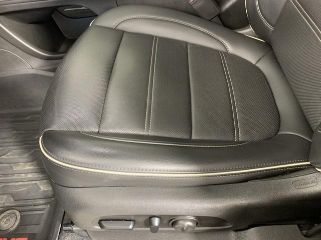 used 2021 GMC Acadia car, priced at $28,000