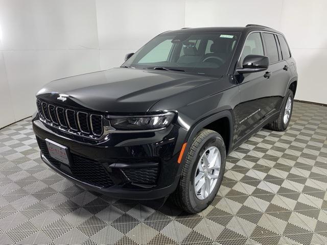 new 2025 Jeep Grand Cherokee car, priced at $38,470