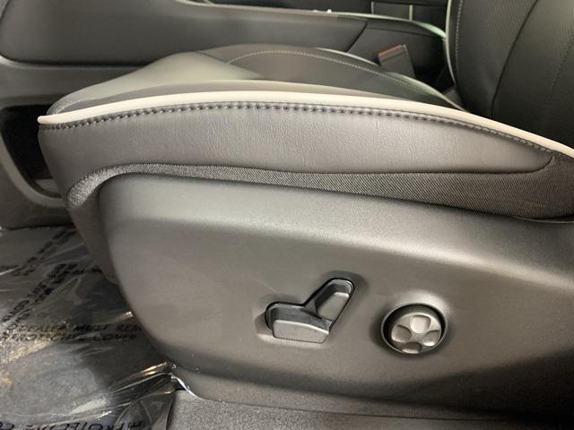 new 2026 Chrysler Pacifica car, priced at $53,687