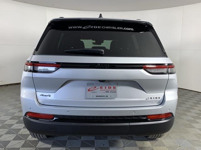 new 2025 Jeep Grand Cherokee car, priced at $40,854