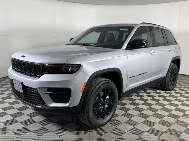 new 2025 Jeep Grand Cherokee car, priced at $40,854