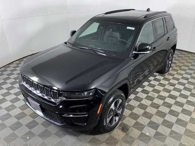 new 2025 Jeep Grand Cherokee 4xe car, priced at $53,919