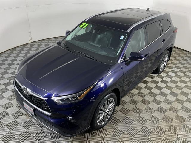 used 2021 Toyota Highlander car, priced at $34,000