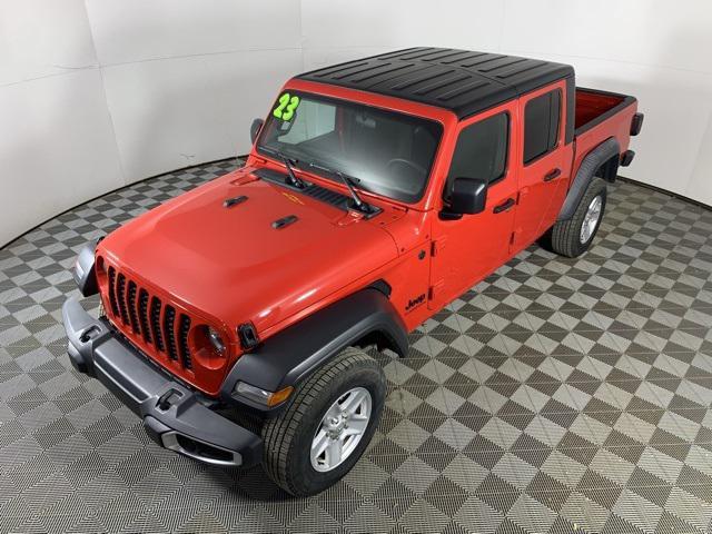 used 2023 Jeep Gladiator car, priced at $31,000