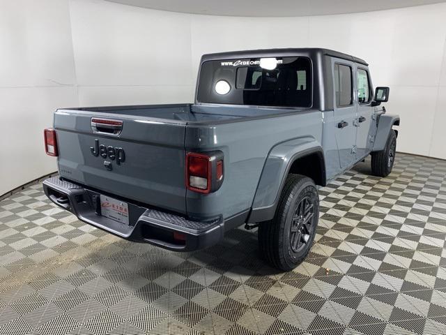 new 2025 Jeep Gladiator car, priced at $46,580