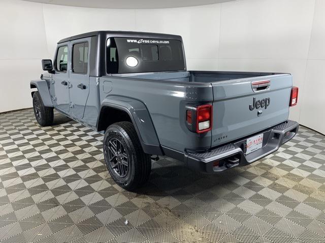 new 2025 Jeep Gladiator car, priced at $46,580