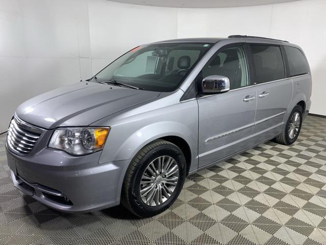 used 2014 Chrysler Town & Country car, priced at $6,000