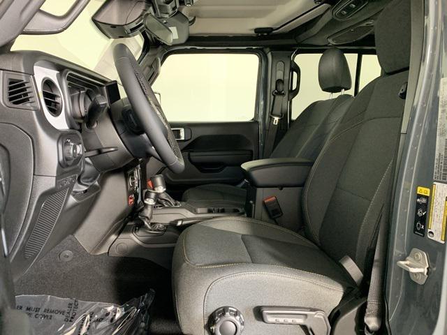 new 2025 Jeep Wrangler car, priced at $46,223