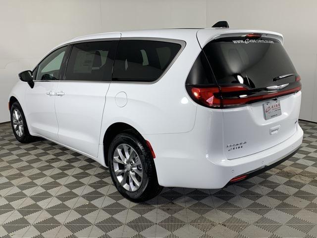 new 2026 Chrysler Pacifica car, priced at $45,896