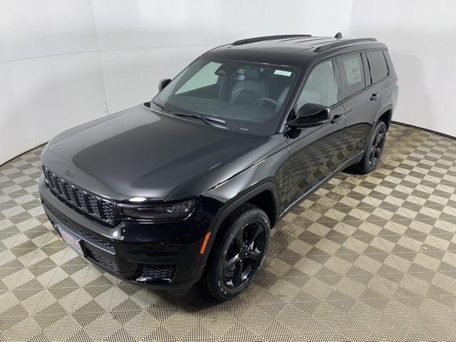 new 2025 Jeep Grand Cherokee L car, priced at $43,821
