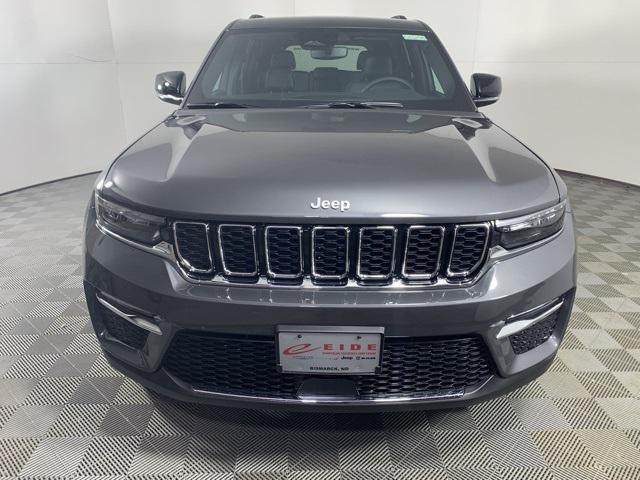 new 2025 Jeep Grand Cherokee car, priced at $42,104