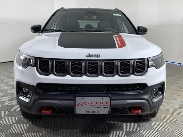 new 2025 Jeep Compass car, priced at $31,136