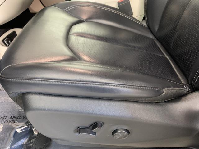 used 2023 Chrysler Pacifica car, priced at $22,500