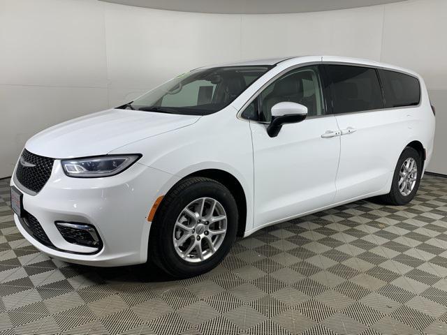 used 2023 Chrysler Pacifica car, priced at $22,500