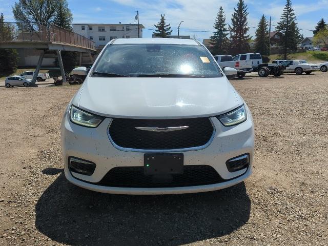 used 2023 Chrysler Pacifica car, priced at $24,500