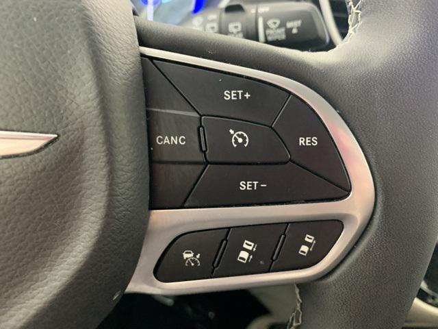 used 2023 Chrysler Pacifica car, priced at $22,500