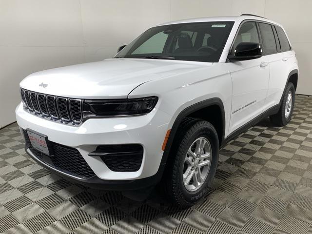 new 2025 Jeep Grand Cherokee car, priced at $37,343