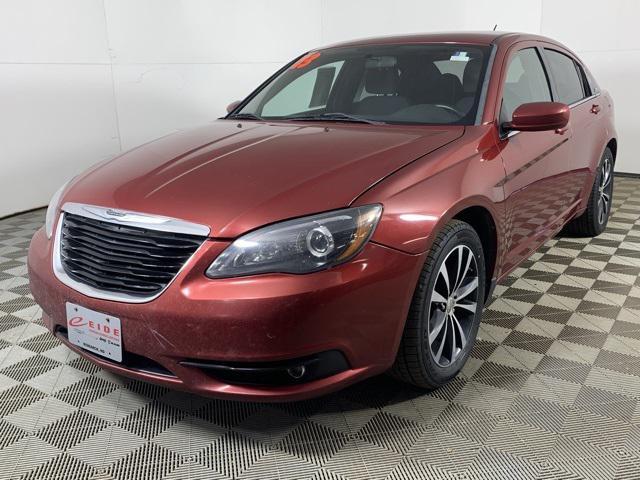 used 2013 Chrysler 200 car, priced at $3,000