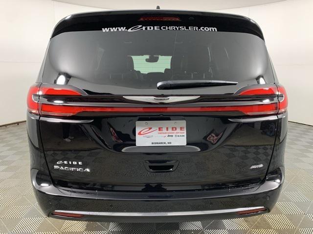 new 2025 Chrysler Pacifica car, priced at $44,080