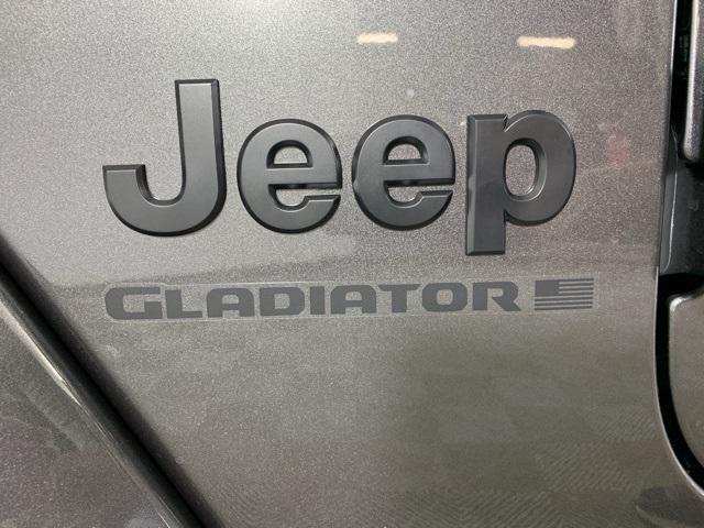 new 2025 Jeep Gladiator car, priced at $44,457