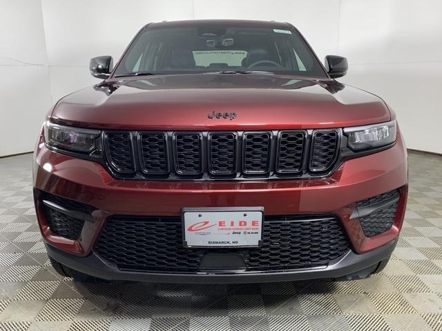 new 2025 Jeep Grand Cherokee car, priced at $43,675