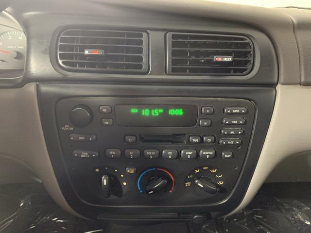 used 2001 Ford Taurus car, priced at $2,500