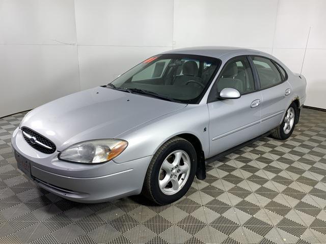 used 2001 Ford Taurus car, priced at $2,500