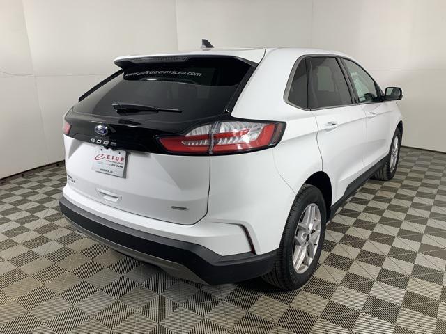 used 2024 Ford Edge car, priced at $32,000