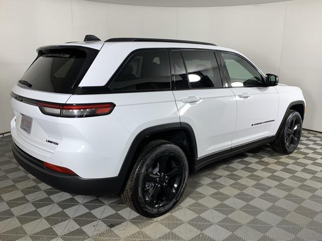 new 2025 Jeep Grand Cherokee car, priced at $44,776