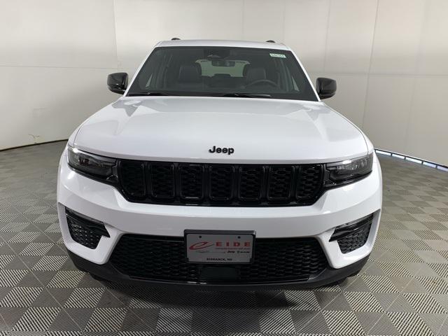 new 2025 Jeep Grand Cherokee car, priced at $44,776
