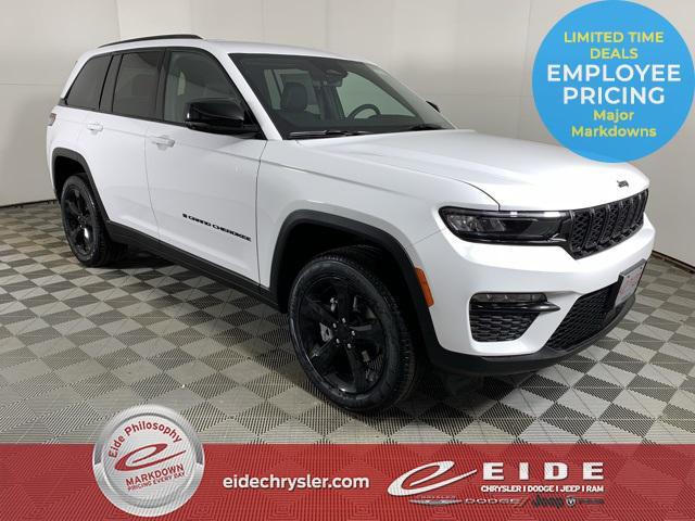 new 2025 Jeep Grand Cherokee car, priced at $44,776