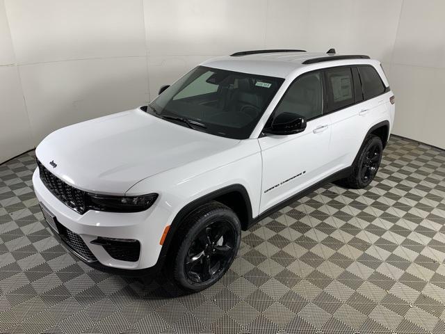 new 2025 Jeep Grand Cherokee car, priced at $44,776