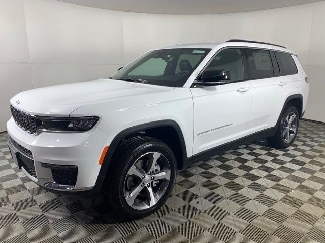 new 2024 Jeep Grand Cherokee L car, priced at $48,309