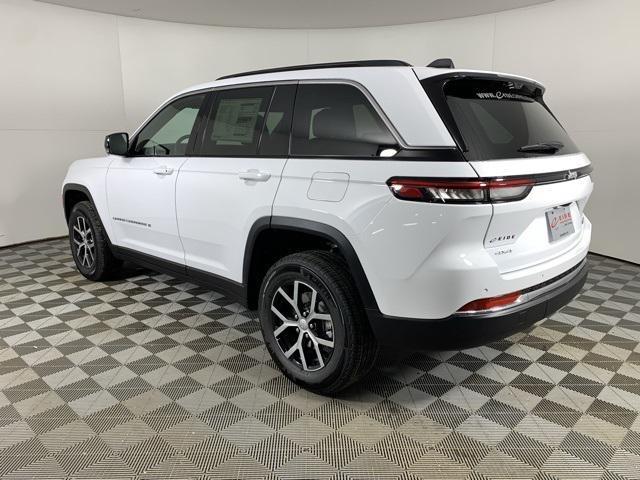 new 2025 Jeep Grand Cherokee car, priced at $46,246