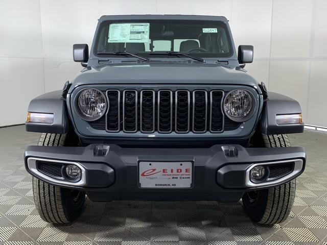 new 2025 Jeep Gladiator car, priced at $38,679
