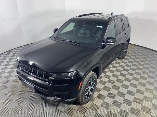 new 2025 Jeep Grand Cherokee L car, priced at $45,690