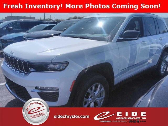 used 2022 Jeep Grand Cherokee car, priced at $35,000