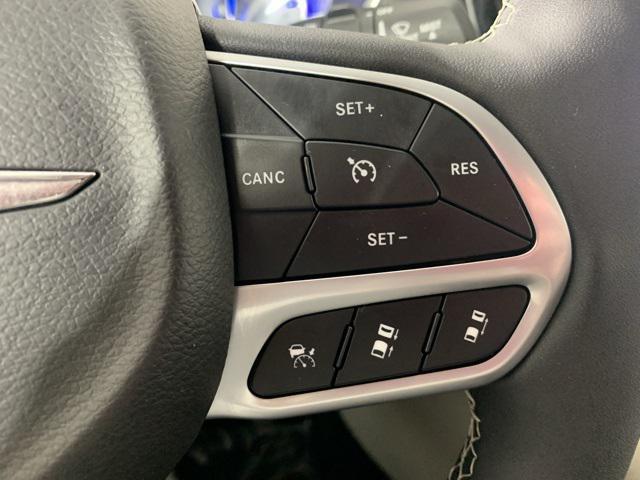 used 2024 Chrysler Pacifica car, priced at $27,500