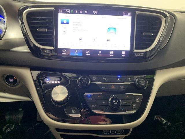 used 2024 Chrysler Pacifica car, priced at $27,500